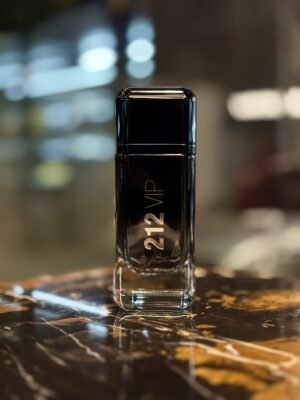 Carolina Herrera 212 VIP Men Black